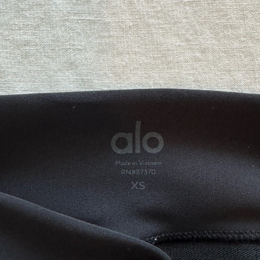 ALO leggings